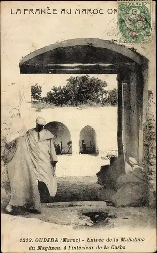 Ak Oudjda Oujda Marokko, Entree de la Mahakma du Maghzen, a l'interieur de la Casba