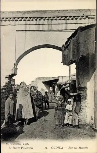 Ak Oudjda Oujda Marokko, La Maroc Pittoresque, Rue des Marches