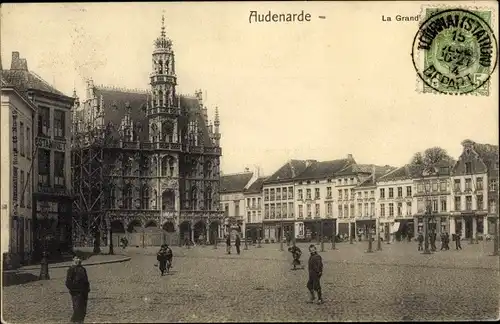 Ak Oudenaarde Audenarde Ostflandern, La Grand' Place, Estaminet