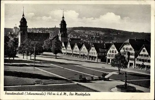Ak Freudenstadt im Nordschwarzwald, Marktplatz, Kirche