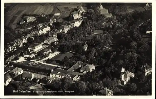 Ak Bad Salzuflen Nordrhein Westfalen, Kurpark, Wohnhäuser, Fliegeraufnahme