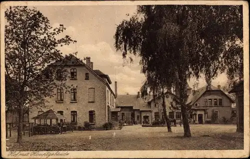 Ak Templin im Kreis Uckermark, Waldhof, Hof mit Hauptgebäude