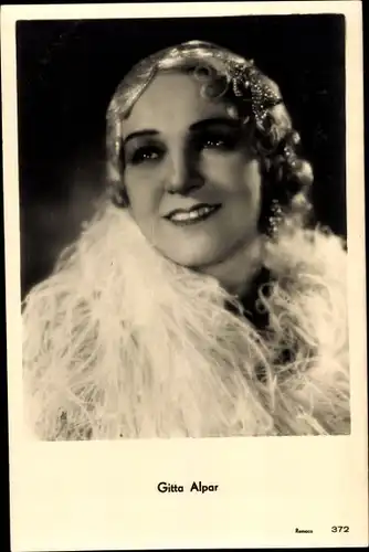 Ak Schauspielerin Gitta Alpar, Portrait