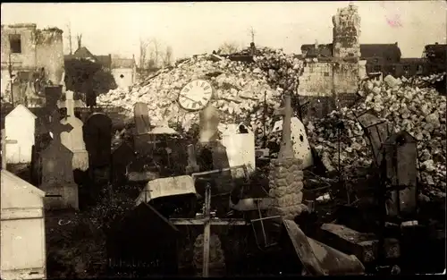 Foto Ak Vimy Pas de Calais, Kriegszerstörung 1. WK