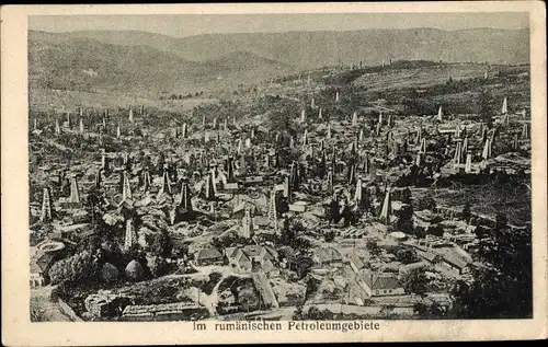 Ak Rumänien, Petroleumgebiet, Erdölfördertürme