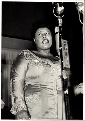 Foto Jazz Club Berlin 50er Jahre, Sängerin Ella Fitzgerald, Mikrofon AFN Berlin