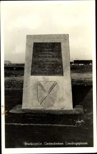 Ak Westkapelle Zeeland, Gedenkteken Landingsplaats
