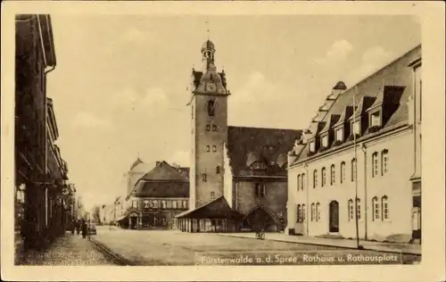 Ak Fürstenwalde an der Spree, Rathaus und Rathausplatz