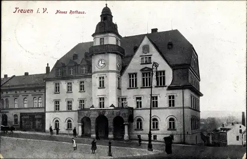 Ak Treuen im Vogtland Sachsen, Neues Rathaus, Außenansicht