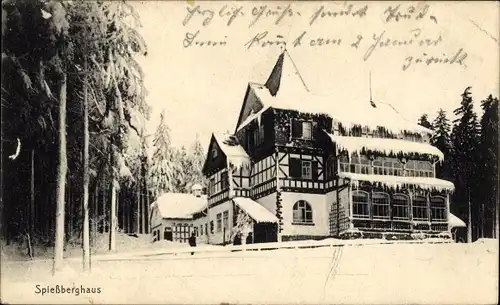 Ak Friedrichroda im Thüringer Wald, Spießberghaus im Schnee, Inh. Ph. Glaser, Straßenansicht