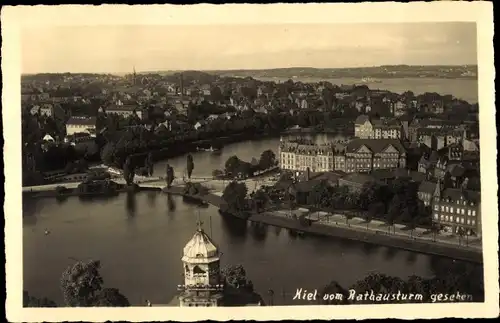 Foto Ak Kiel Schleswig Holstein, Panorama vom Rathausturm gesehen