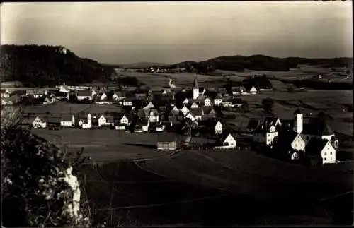 Foto Ak Neukirchen bei Sulzbach-Rosenberg Oberpfalz, Gesamtansicht