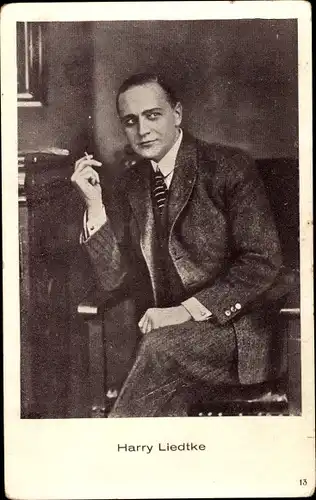 Ak Schauspieler Harry Liedtke, Portrait, Zigarette