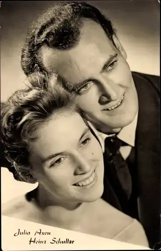 Ak Schauspieler Julia Axen und Heinz Schultze, Portrait