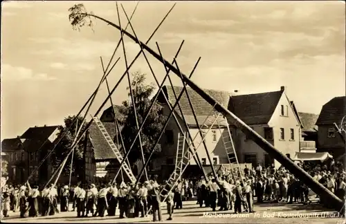 Ak Bad Klosterlausnitz in Thüringen, Maibaumsetzen, Volksfest