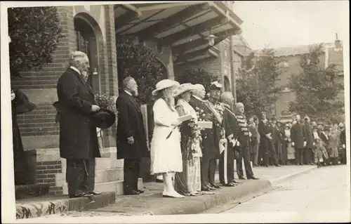 Foto Ak Königin Wilhelmina der Niederlande, Heinrich zu Mecklenburg, Juliana