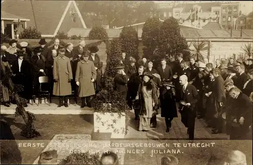 Foto Ak Utrecht, Eerste Steenlegging Jaarbeursgebouwen 1920, Juliana der Niederlande