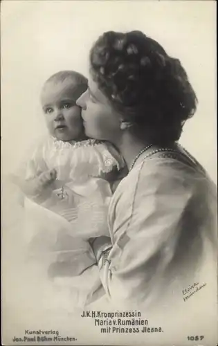 Ak Kronprinzessin Maria von Rumänien mit Prinzessin Ileana