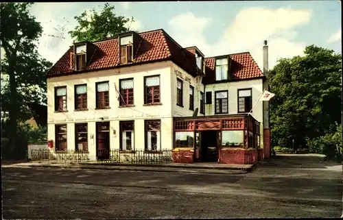 Ak Rijs Gaasterland Friesland Niederlande, Hotel-Cafe Jans annex Speeltuin, Außenansicht