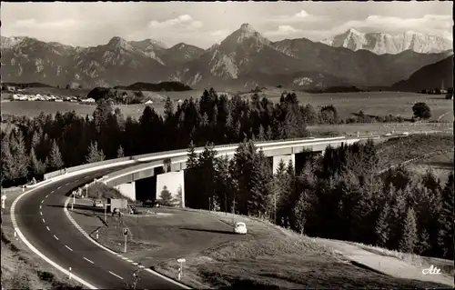 Ak Nesselwang im Allgäu, Wertachbrücke mit Säuling und Zugspitze