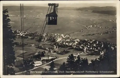 Ak Oberwiesenthal im Erzgebirge, Panorama mit Fichtelberg Schwebebahn