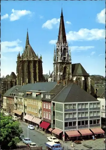 Ak Aachen in Nordrhein Westfalen, Dom, Straßenszene