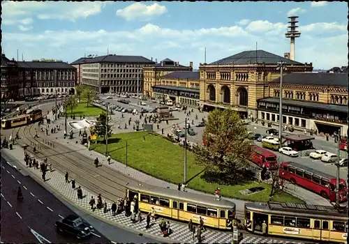 Ak Hannover in Niedersachsen, Ernst August Platz und Hauptbahnhof, Straßenbahn, Busse