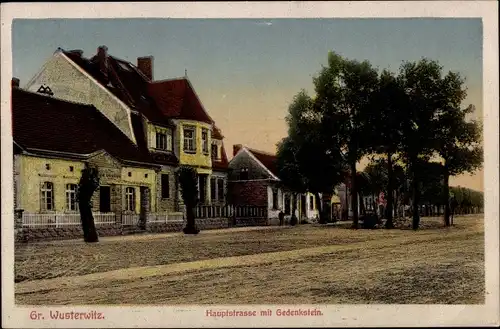 Ak Großwusterwitz Wusterwitz in Brandenburg, Hauptstraße mit Gedenkstein