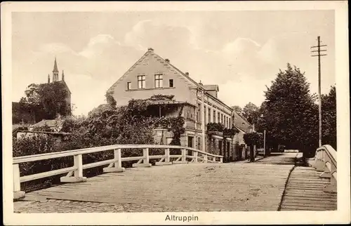 Ak Altruppin Neuruppin in Brandenburg, Brückenpartie, Haus