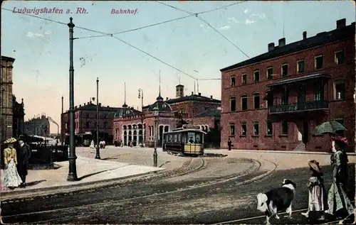 Ak Ludwigshafen am Rhein, Blick zum Bahnhof, Straßenbahn
