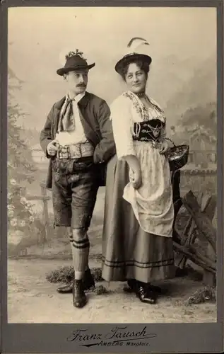Kabinett Foto Mann und Frau in Tracht, Faschingsball 1905