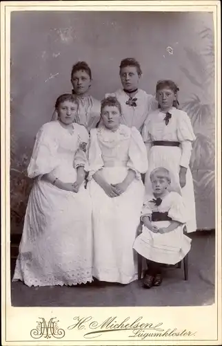 Kabinett Foto Frauen und Mädchen in weißen Kleidern, Gruppenbild