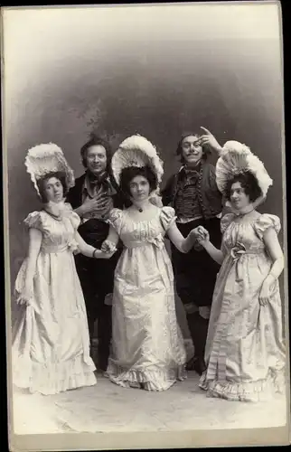 Kabinett Foto Festgesellschaft in Kostümen