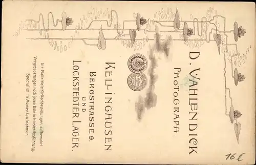 Kabinett Foto Zwei junge Frauen in Tracht