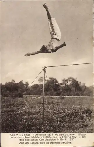 Ak Adam Rudhof, Turnverein 1877, Aus der Riesenfelge Überschlag vorwärts