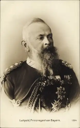 Ak Luitpold, Prinzregent von Bayern, Portrait in Uniform