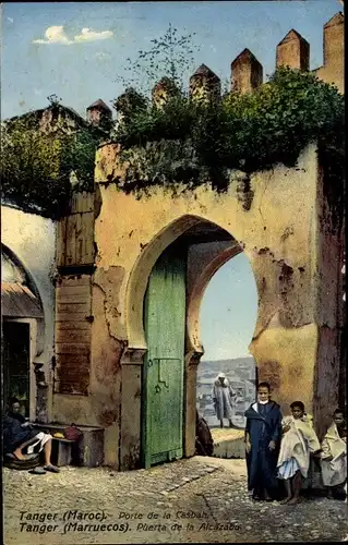 Ak Tanger Marokko, Puerta de la Alcazaba, Kinder, Blick auf ein Tor