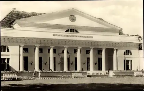 Ak Seebad Heiligendamm Bad Doberan, Kur- und Erholungsstätte für Werktätige, Kurhaus