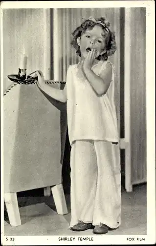 Ak Schauspielerin Shirley Temple, Portrait, Bettzeit, Fox Film, S 33
