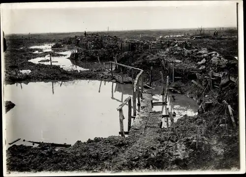 Foto La Bassée Nord, eroberte englische Stellung, Schlachtfeld 1. WK, 1918