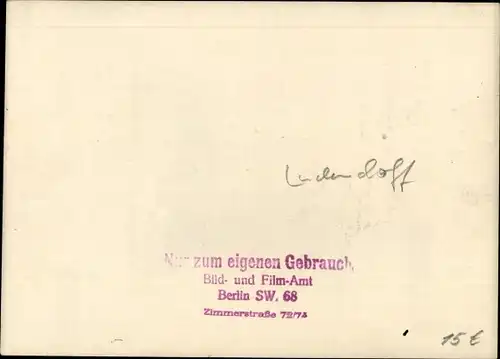 Foto General Erich Ludendorff, Generäle in Uniform, Orden, Festakt