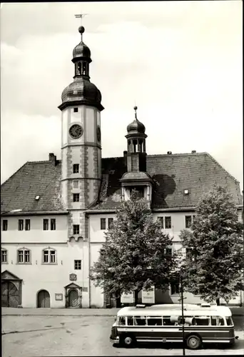 Ak Eisenberg in Thüringen, Rathaus, Bus