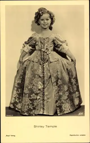 Ak Schauspielerin Shirley Temple, Ross Verlag 9440 7, Galakleid
