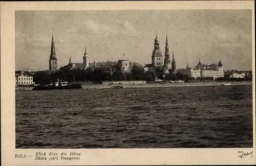 Ak Riga Lettland, Blick über die Düna, Kirchen