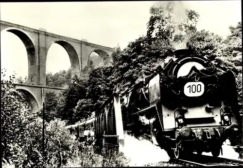 Ak Deutsche Eisenbahn Dampflokomotive 62 015, Jubiläumszug 100 Jahre Elstertalbahn, Elstertalviadukt