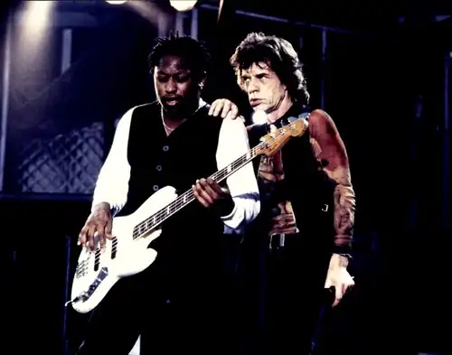 Foto Rolling Stones Juni 1995, Mick Jagger während des Konzertes
