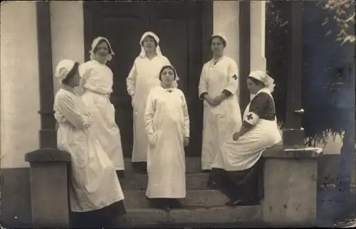 Foto Ak Krankenschwestern, Kuk, Ungarn