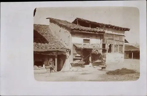 Foto Ak Mazedonien, Straßenpartie mit Häusern, Handlung, I WK