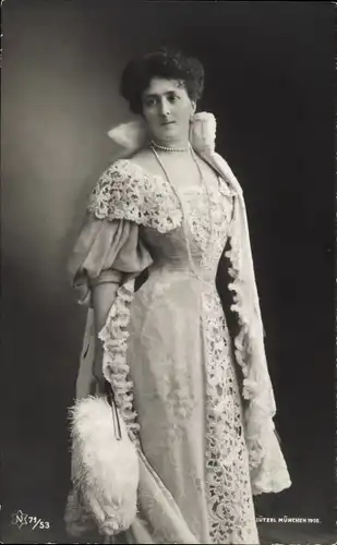 Ak Herzogin Karl Theodor in Bayern, Maria Josepha von Portugal, Portrait