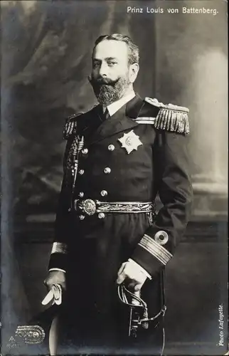 Ak Prinz Louis von Battenberg, Portrait, Uniform mit Orden